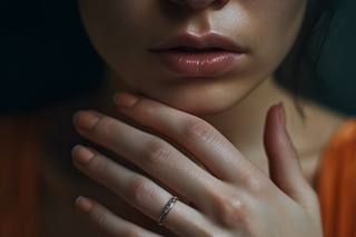 Soins des ongles et vernis : comment les entretenir sans risquer sa sa